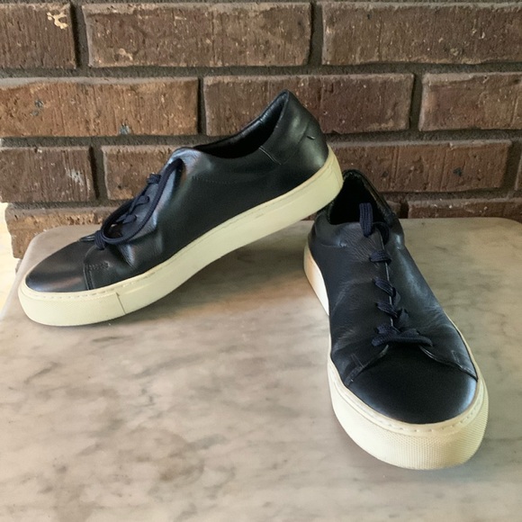 Sandro Navy Blue Leather Sneakers Size 42 - Picture 1 of 9